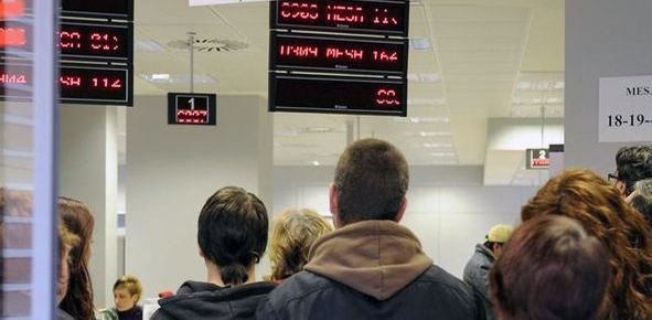 Los datos del paro de diciembre confirman que la reforma laboral consolida el empleo estable frente al temporal