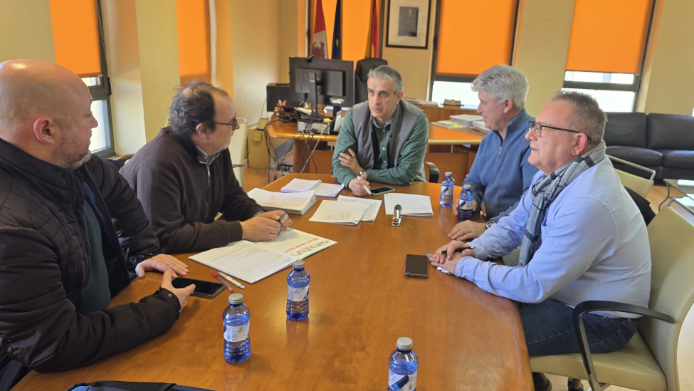 UGT plantea retomar las ayudas directas en la  industria azucarera de Castilla y León para  proteger a los trabajadores del sector azucarero